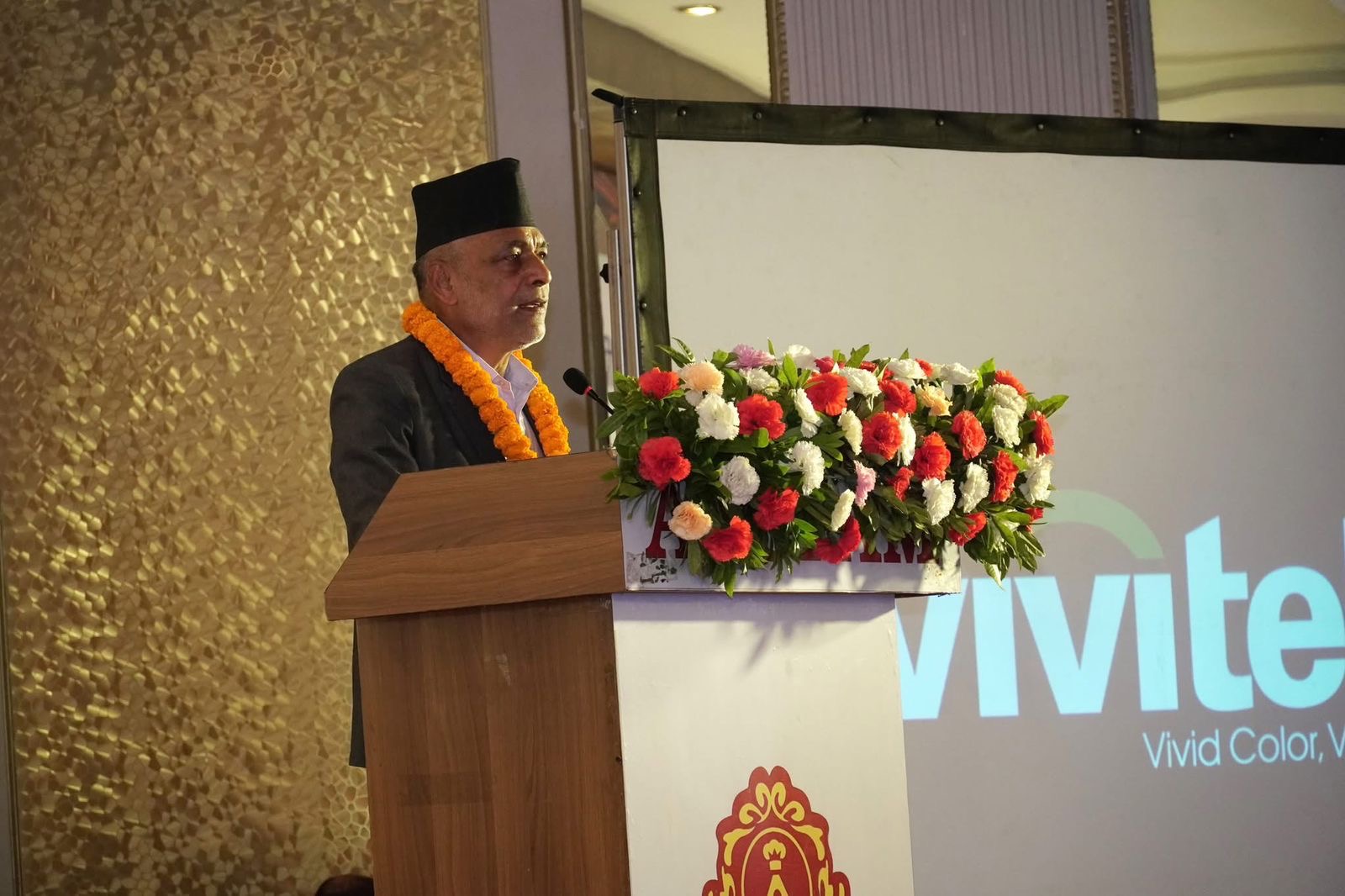 छात्रवृत्तिमा अध्ययन गरेका पशु चिकित्सकले पनि गाउँमा गएर सेवा गर्नुपर्छ : कृषिमन्त्री