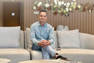 विदेश नजुर्दा फापेको व्यवसाय